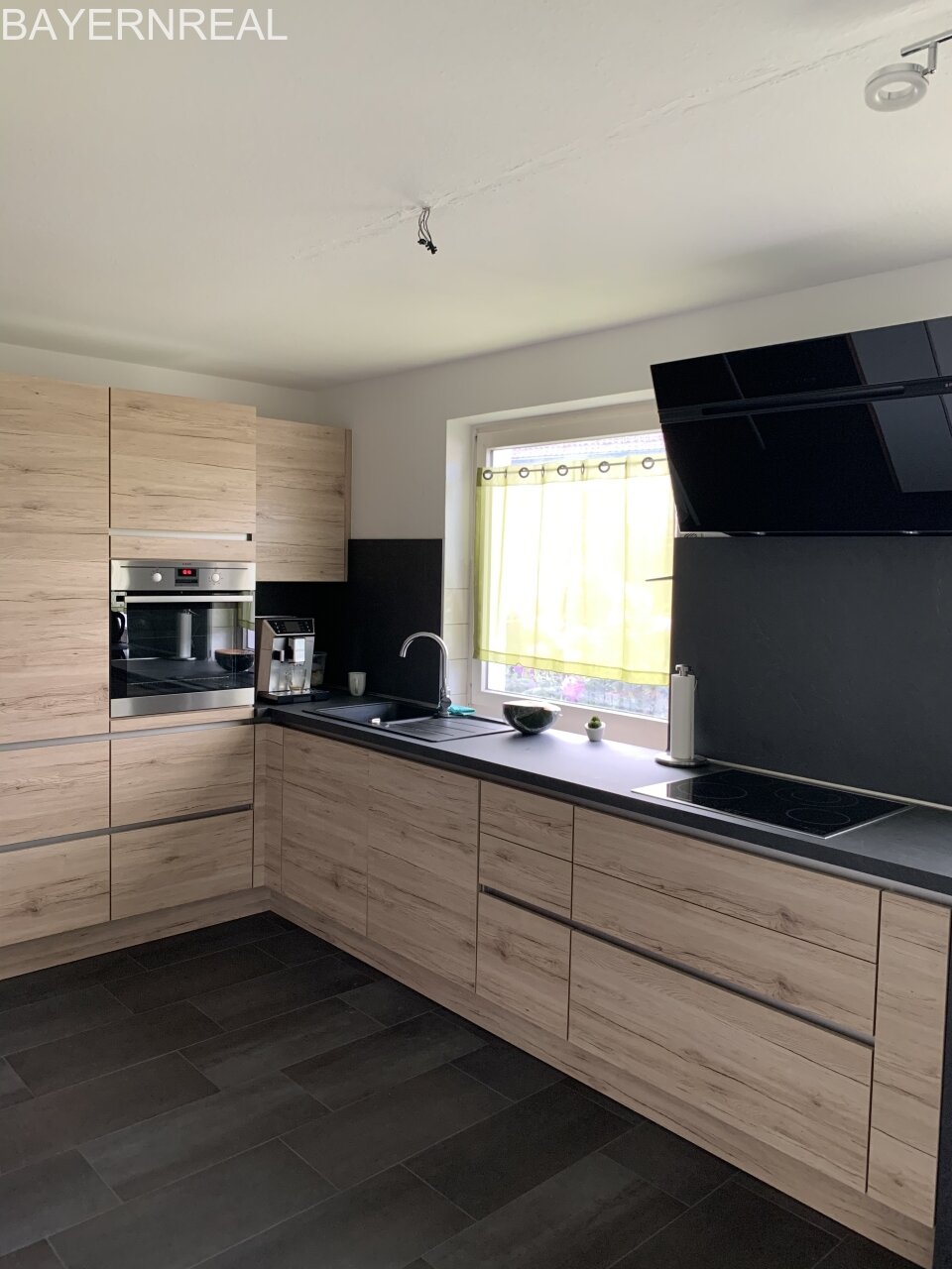SECRET SALE! Schönes Ein-/Zweifamilienhaus mit viel Platz und Potenzial!