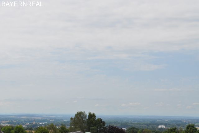 Grandioser Ausblick über die Dächer von Schärding bis zu den Alpen.